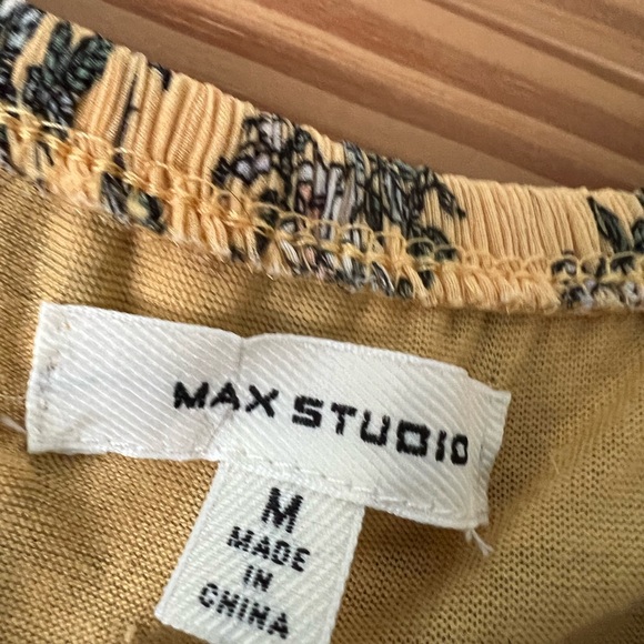 Max studio skirt - Picture 2 of 2